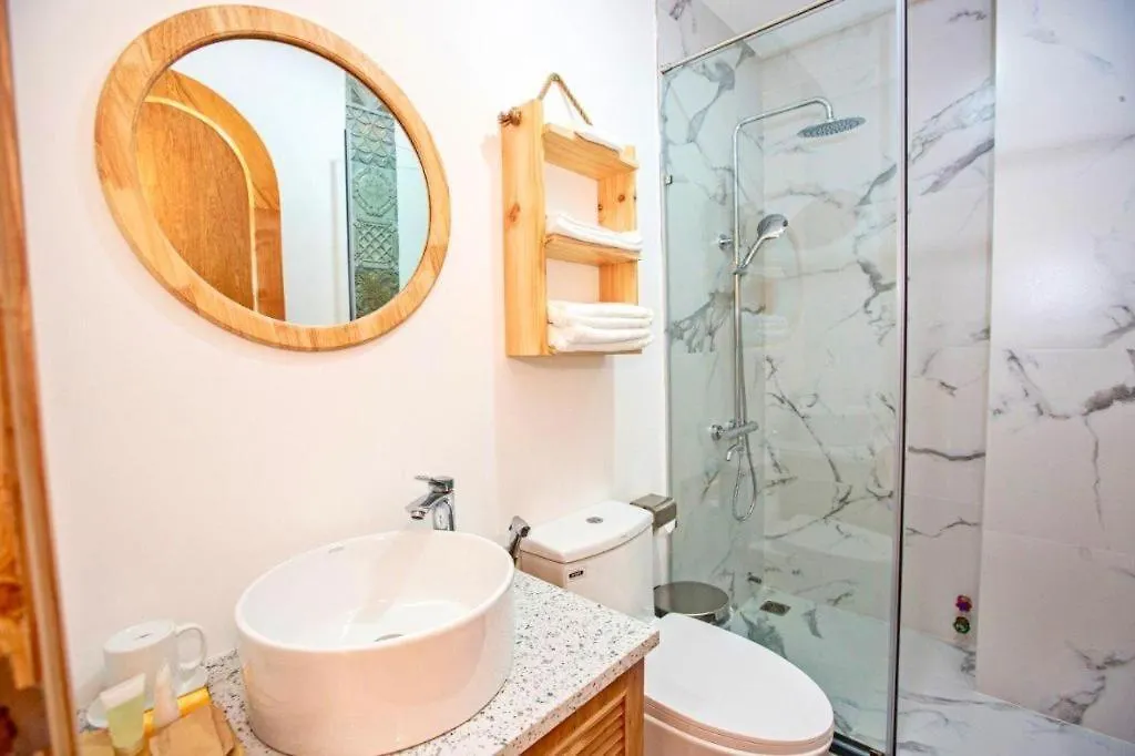 Отель La Bonte Boutique Home Вунгтау