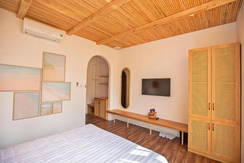 Отель La Bonte Boutique Home Вунгтау
